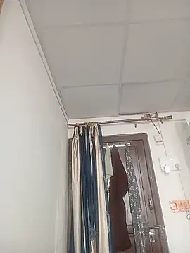 SWEETI HORNY50 online show from 05/25/26, 01:22
