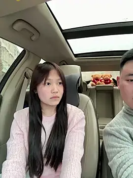 Snapshot of L7D8521 chatting on 04/08/26, 06:46 L7D8521 online show from 04/08/26, 06:46