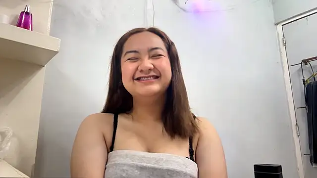 BirgitCelestino online show from 04/16/26, 08:04