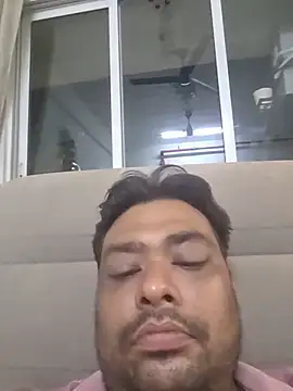 Meninmumbai online show from 05/17/26, 03:30