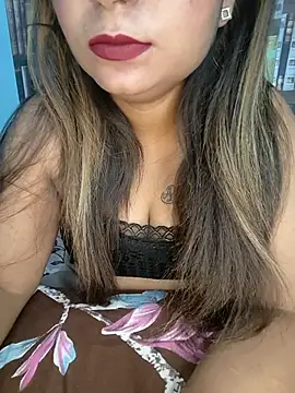 velvet-charmm online show from 04/06/26, 05:52