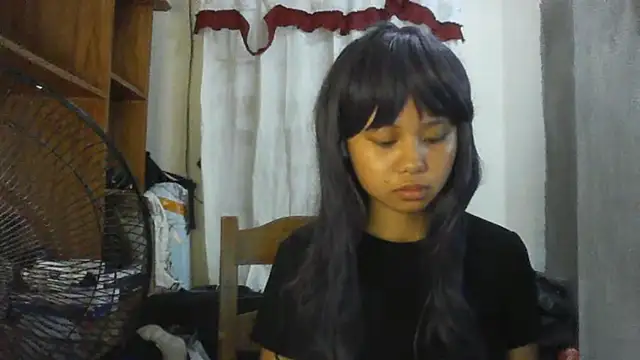 Snapshot of BethelScholnick chatting on 04/10/26, 12:43 BethelScholnick online show from 04/10/26, 12:43