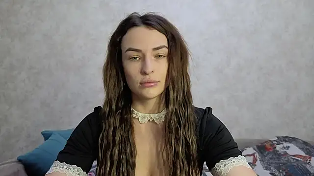 Kira  love1 online show from 04/29/26, 06:50