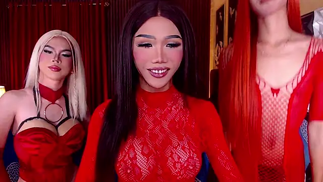 ThaliaSilvaTS online show from 04/09/26, 08:25