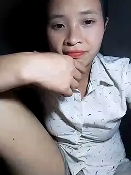 Liss-mimi online show from 04/15/26, 10:33