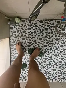 ahtaikk12345 online show from 04/09/26, 11:48