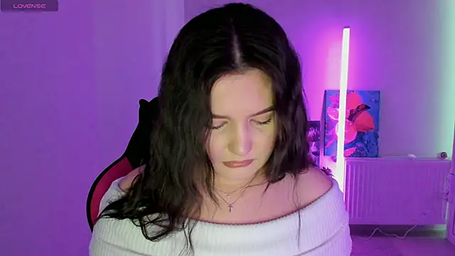 SourCherry   online show from 04/05/26, 09:39