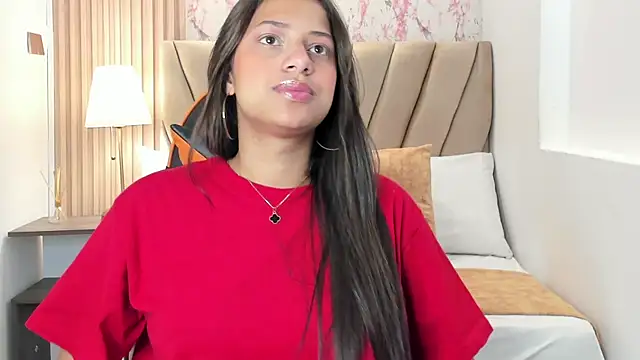 Atiena  online show from 04/08/26, 04:51