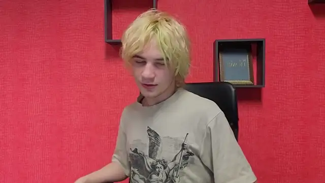 JameMilann online show from 04/07/26, 08:42