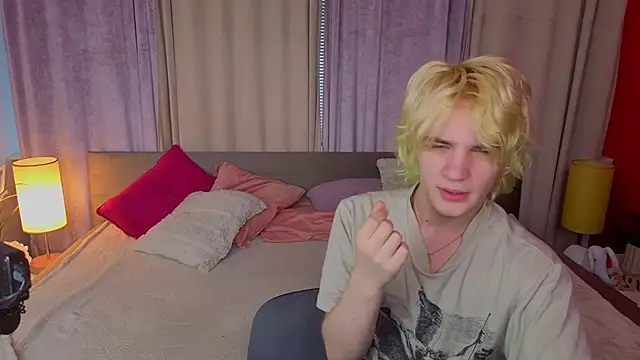 JameMilann online show from 04/11/26, 06:18