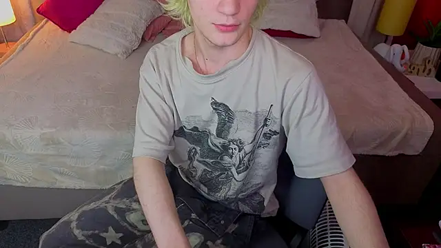 JameMilann online show from 04/11/26, 07:45