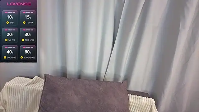 LuraPodraza online show from 06/24/26, 04:06