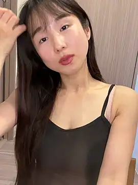 Snapshot of Hinako_0012 chatting on 05/22/26, 04:08 Hinako 0012 online show from 05/22/26, 04:08