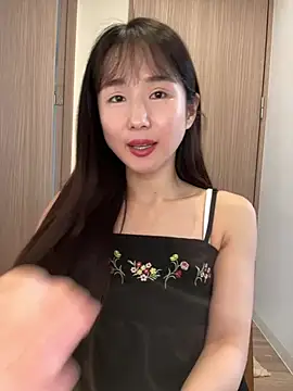 Snapshot of Hinako_0012 chatting on 06/08/26, 03:07 Hinako 0012 online show from 06/08/26, 03:07
