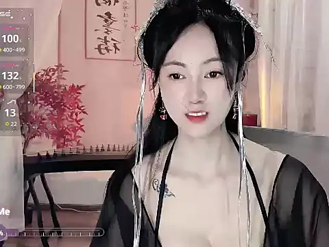 noomi-1111 online show from 04/08/26, 02:55