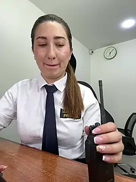 Snapshot of suzy-111 chatting on 04/07/26, 12:05 suzy-111 online show from 04/07/26, 12:05