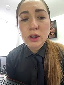 suzy-111 online show from 05/13/26, 11:51