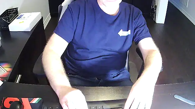 Shalun2000 online show from 04/15/26, 10:54