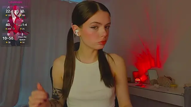 lillly meow  online show from 04/13/26, 04:18