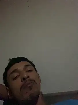 casalcapixaba28 online show from 04/12/26, 03:22