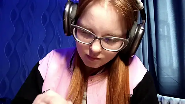 Sheriscute online show from 04/10/26, 07:24