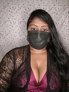 Romantic Woman online show from 06/20/26, 06:22