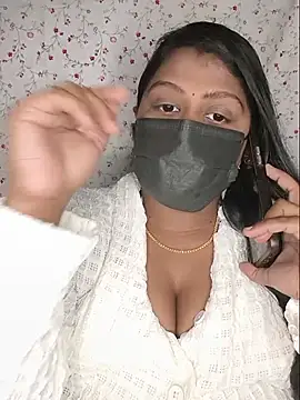 Romantic Woman online show from 06/22/26, 06:27