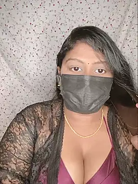 Romantic Woman online show from 07/01/26, 05:56