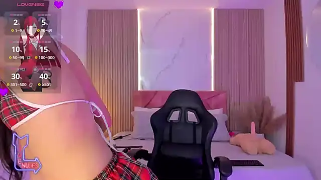 clairemillerx online show from 05/06/26, 07:52