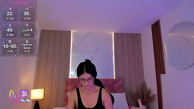clairemillerx online show from 05/30/26, 02:36