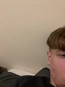 Bigdic321453 online show from 04/03/26, 09:02