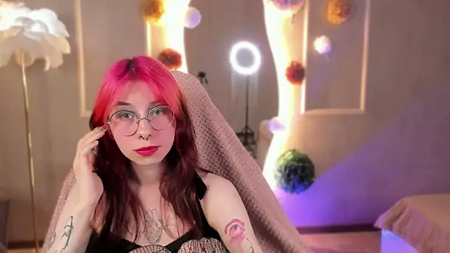 Alice Nyx online show from 04/08/26, 08:42