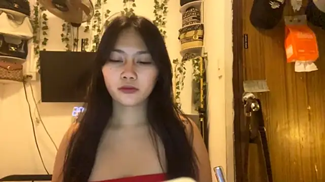 GlindaDejardin online show from 04/07/26, 06:30