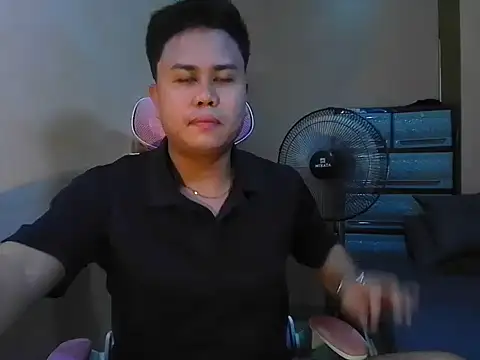 tipsy butter online show from 05/11/26, 06:49