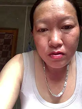Snapshot of candy-beo chatting on 05/16/26, 12:18 candy-beo online show from 05/16/26, 12:18