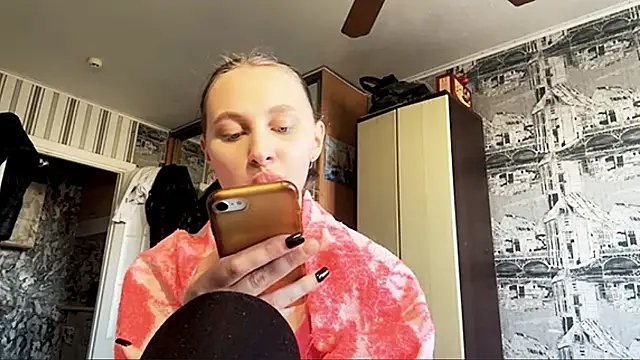 Snapshot of AiConzemius chatting on 04/14/26, 02:12 AiConzemius online show from 04/14/26, 02:12