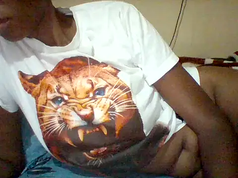 TracyMeme1999 online show from 04/15/26, 01:56