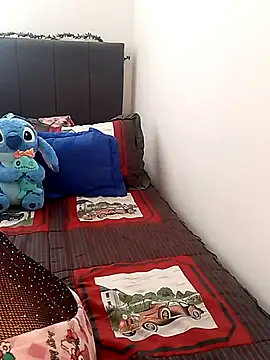 kitsune nyoko online show from 04/10/26, 08:13