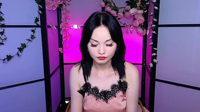 Snapshot of LilySparkls chatting on 06/03/26, 01:36 LilySparkls online show from 06/03/26, 01:36