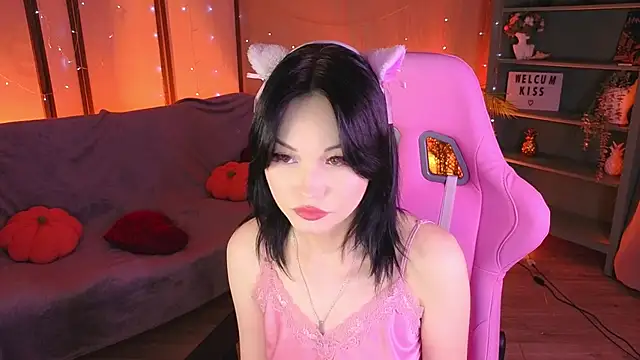 Snapshot of LilySparkls chatting on 06/04/26, 12:55 LilySparkls online show from 06/04/26, 12:55