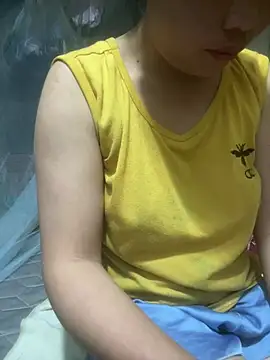 Snapshot of __Amanda__ chatting on 04/14/26, 01:06 Amanda online show from 04/14/26, 01:06