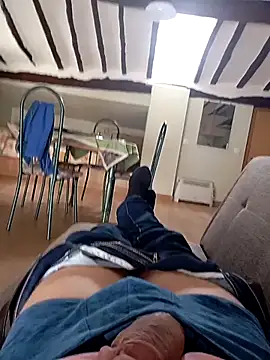 mecaloco online show from 04/08/26, 05:13