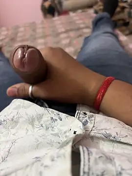 Saksham57953 online show from 04/12/26, 11:26