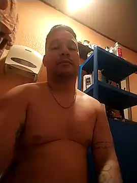 Snapshot of Drrhn_1988 chatting on 04/04/26, 01:52 Drrhn 1988 online show from 04/04/26, 01:52