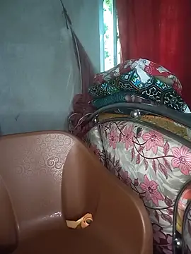 sathiroy89 online show from 06/18/26, 05:41