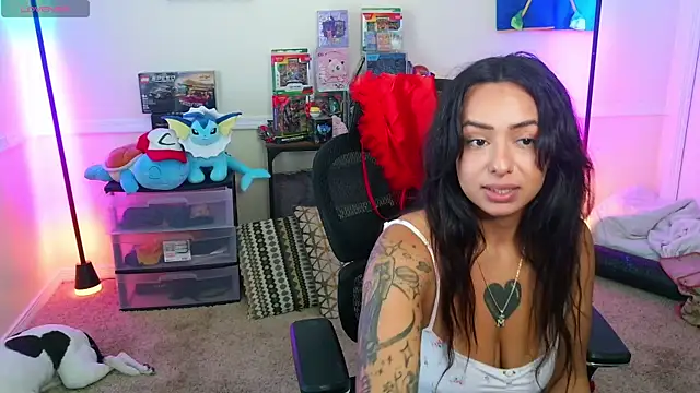 Controllercutie online show from 06/08/26, 05:35