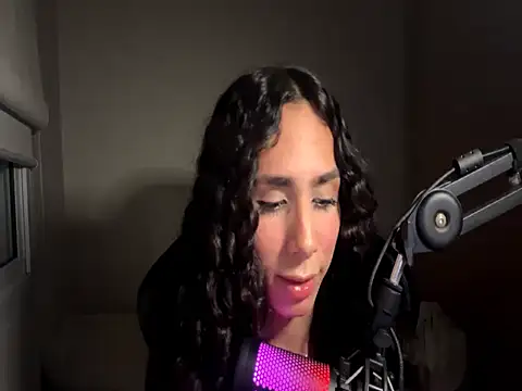 Snapshot of TakakoAthan chatting on 04/09/26, 11:54 TakakoAthan online show from 04/09/26, 11:54