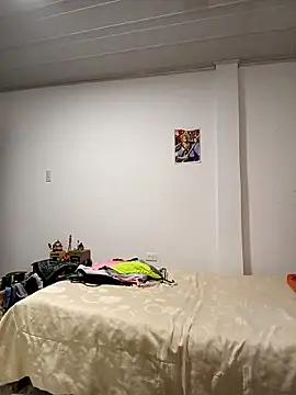 Leticia Hinkley  online show from 04/11/26, 11:36