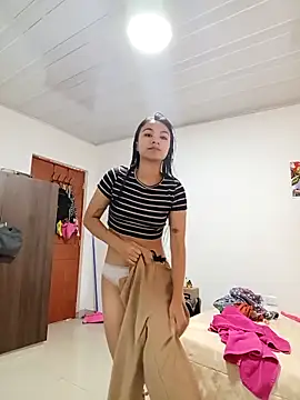 Leticia Hinkley  online show from 04/14/26, 11:38