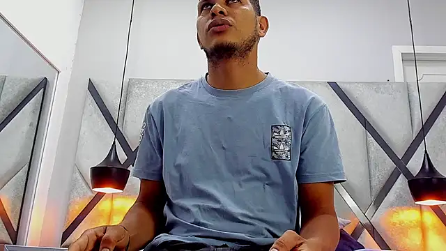 Snapshot of NohaBrooks chatting on 04/14/26, 12:44 NohaBrooks online show from 04/14/26, 12:44